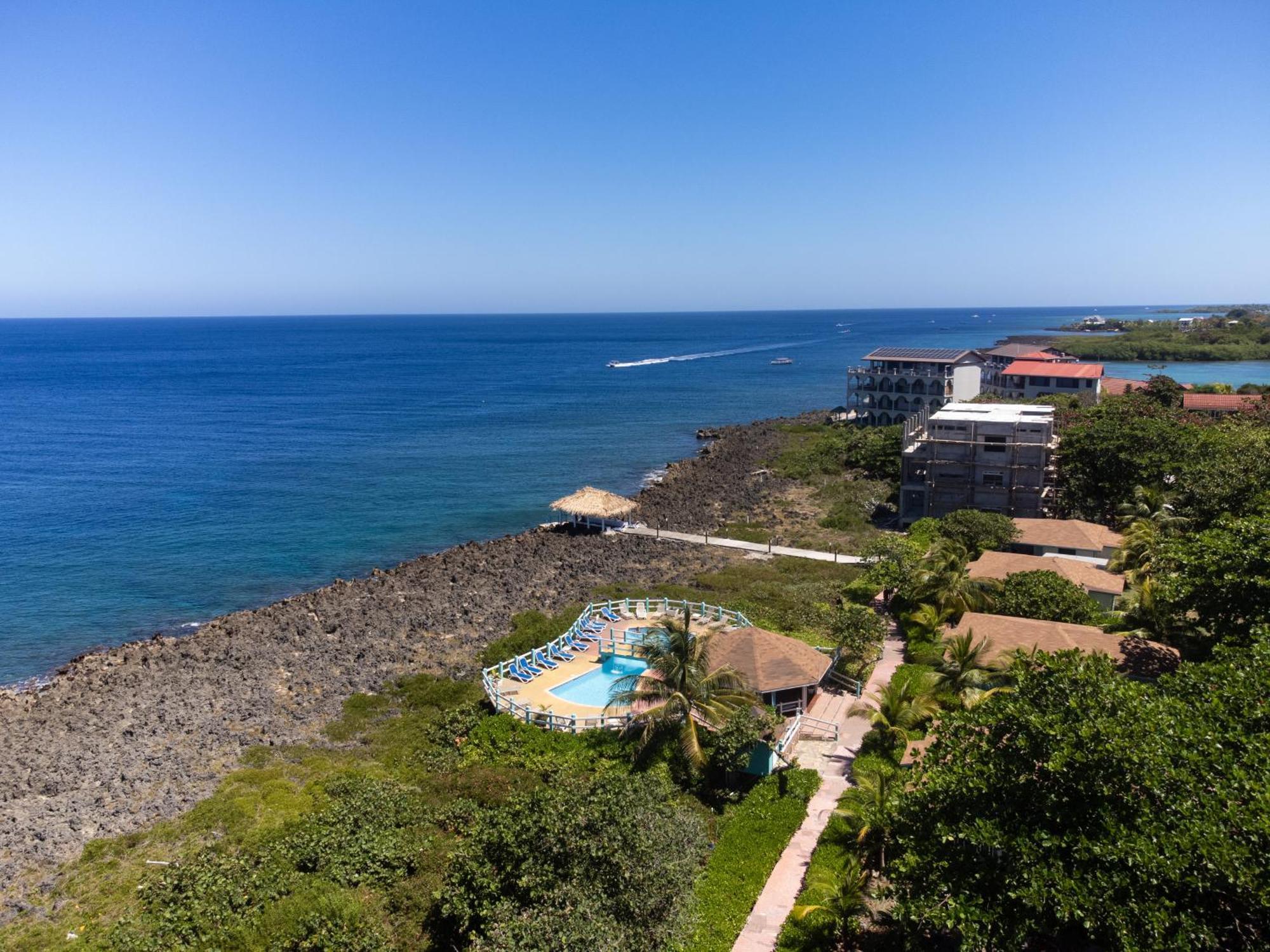 Seagrape Plantation Resort & Dive Center West End Esterno foto